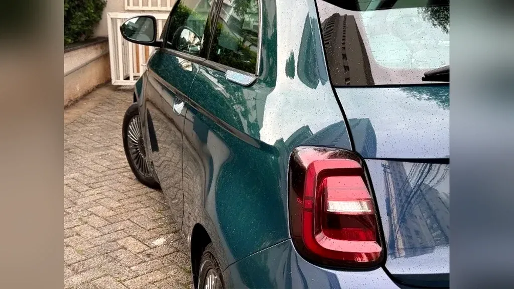 Fiat 500e - Imagem 4