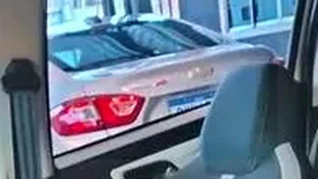 JAC E-JS1 - Imagem 8