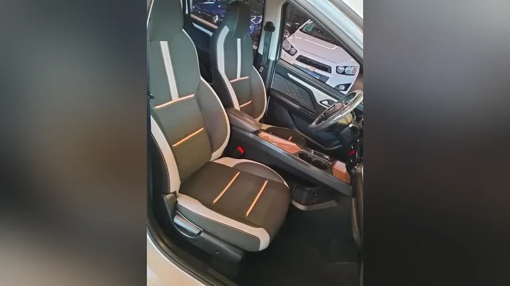 JAC E-JS1 - Imagem 11