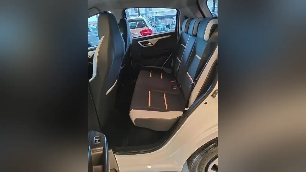 JAC E-JS1 - Imagem 14