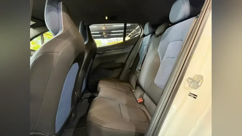 Volvo EX30 - Imagem 14