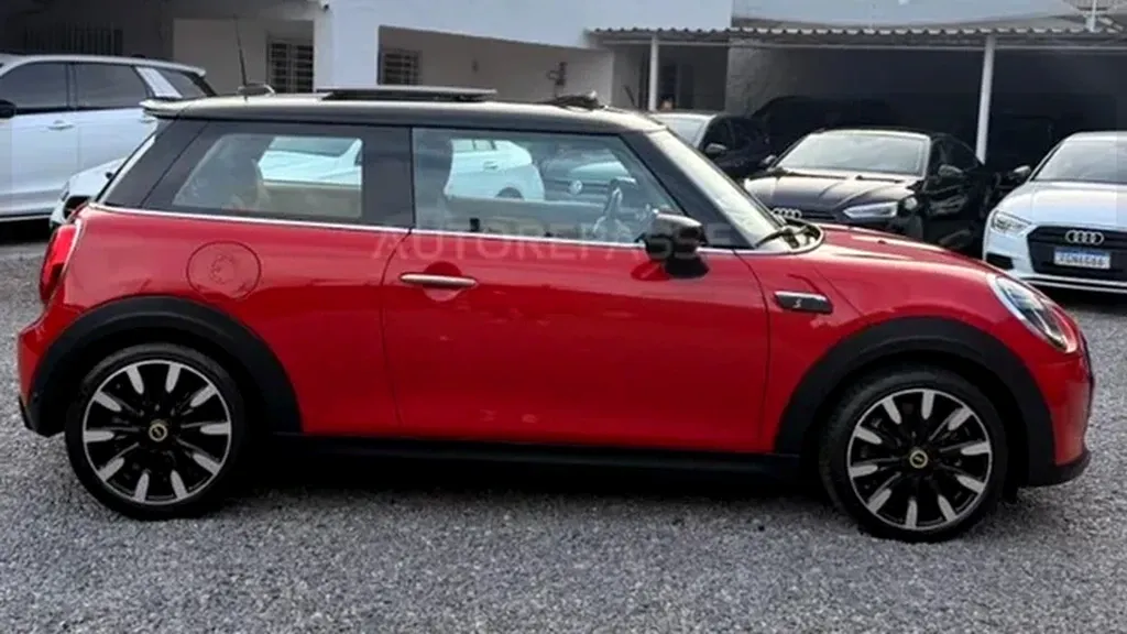 Mini Cooper SE - Imagem 4