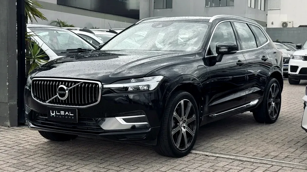 Foto de um volvo xc60