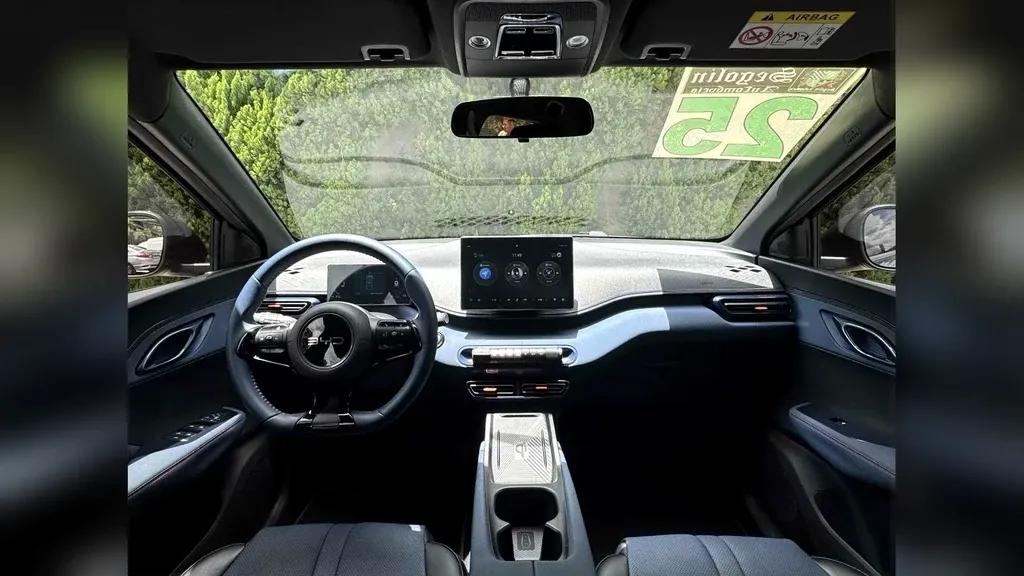 BYD Dolphin - Imagem 13