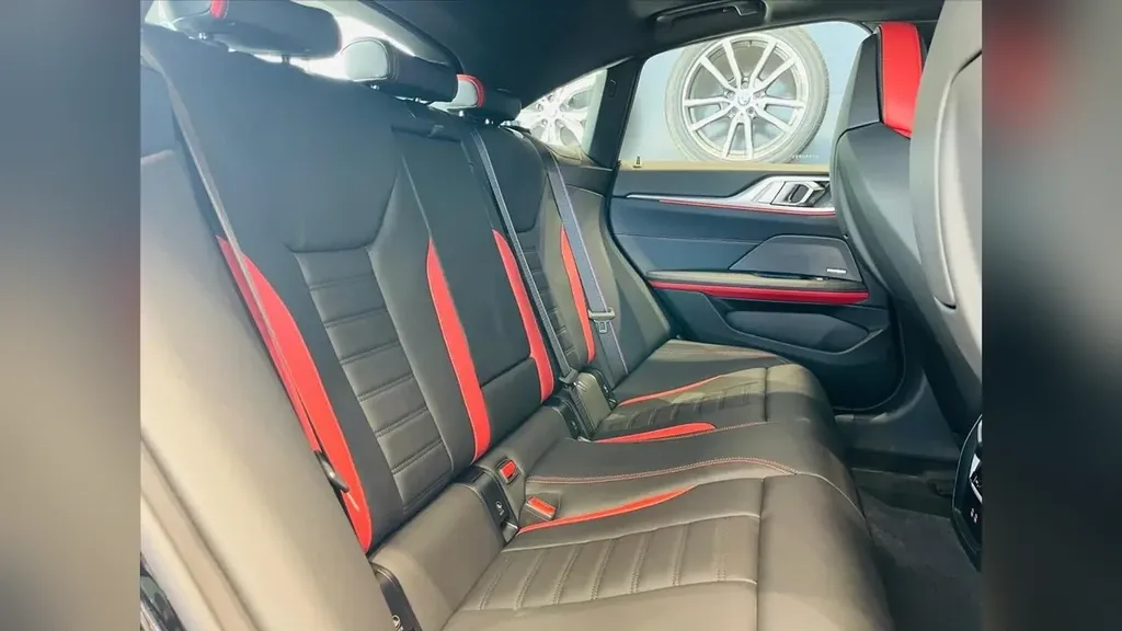 BMW I4 M50 - Imagem 8