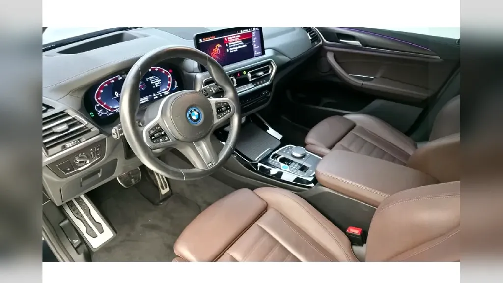 BMW IX3 - Imagem 10