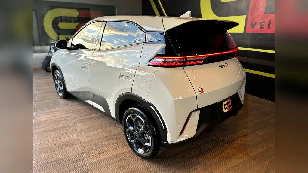 BYD Dolphin - Imagem 2