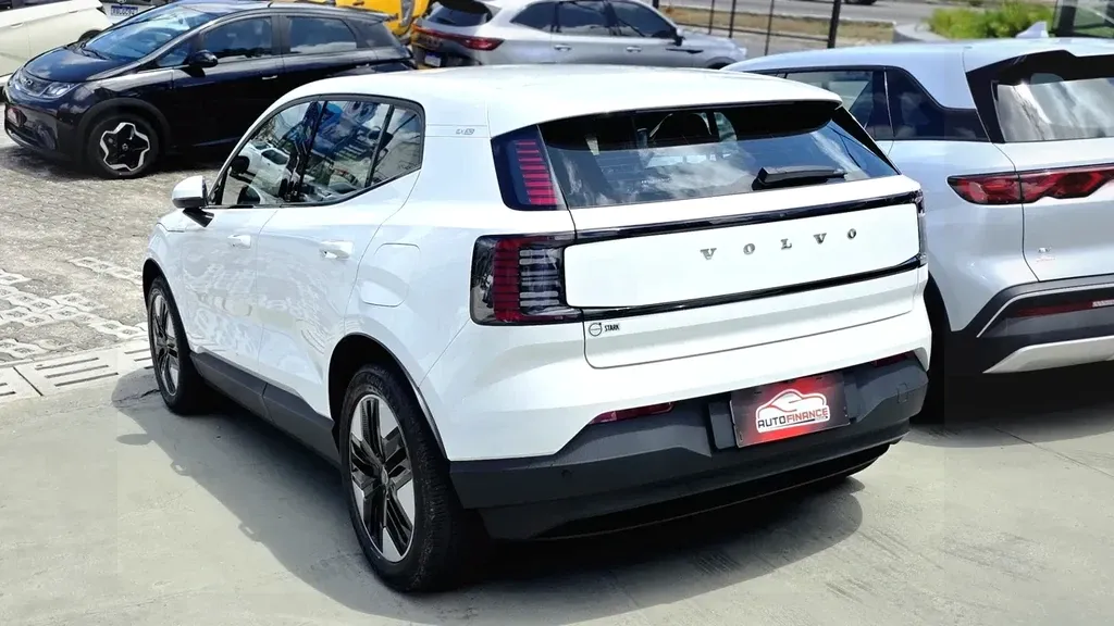 Volvo EX30 - Imagem 6