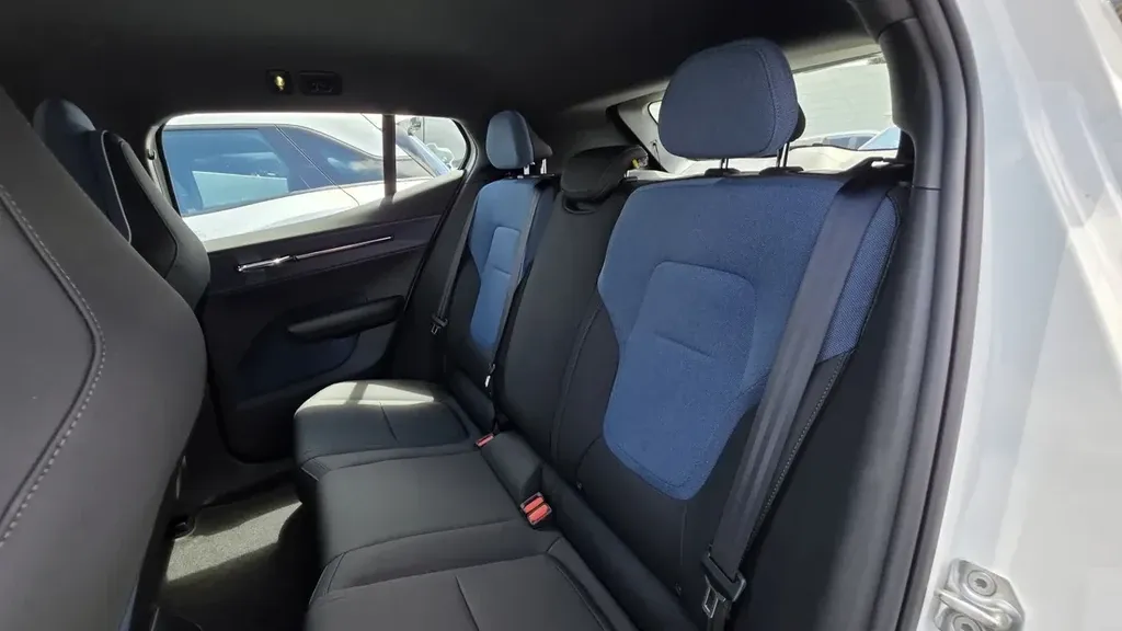 Volvo EX30 - Imagem 17