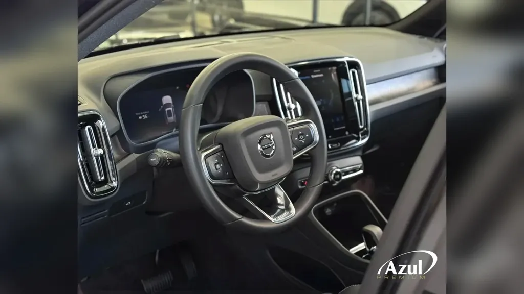 Volvo XC40 Recharge - Imagem 12