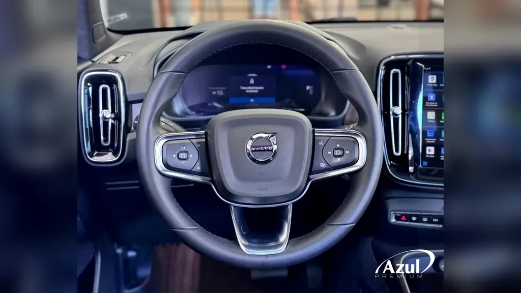 Volvo XC40 Recharge - Imagem 14