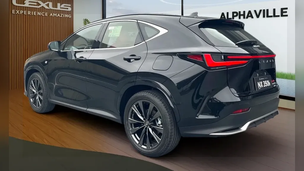 Lexus Nx 450h+ Plug-in Hybrid - Imagem 4
