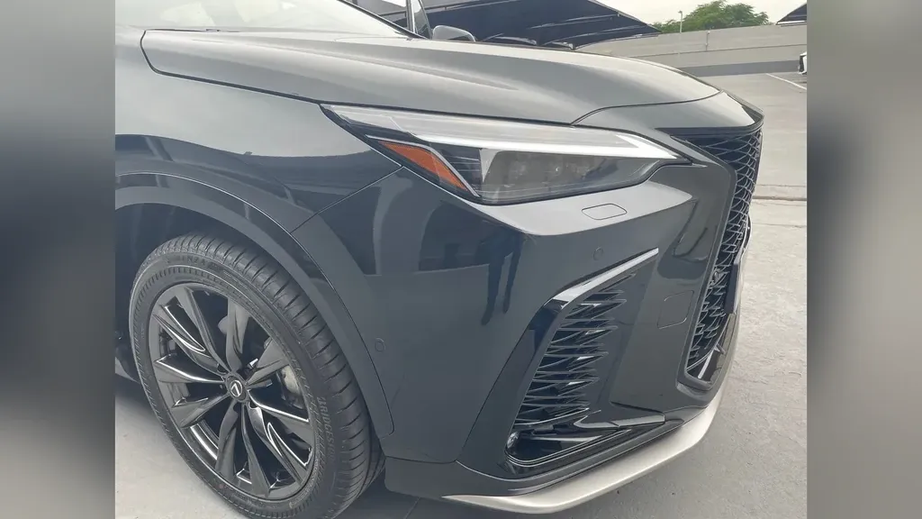 Lexus Nx 450h+ Plug-in Hybrid - Imagem 13