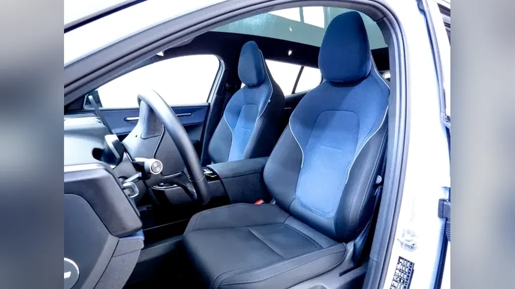 Volvo EX30 - Imagem 9