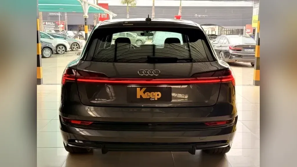 Audi E-tron - Imagem 7