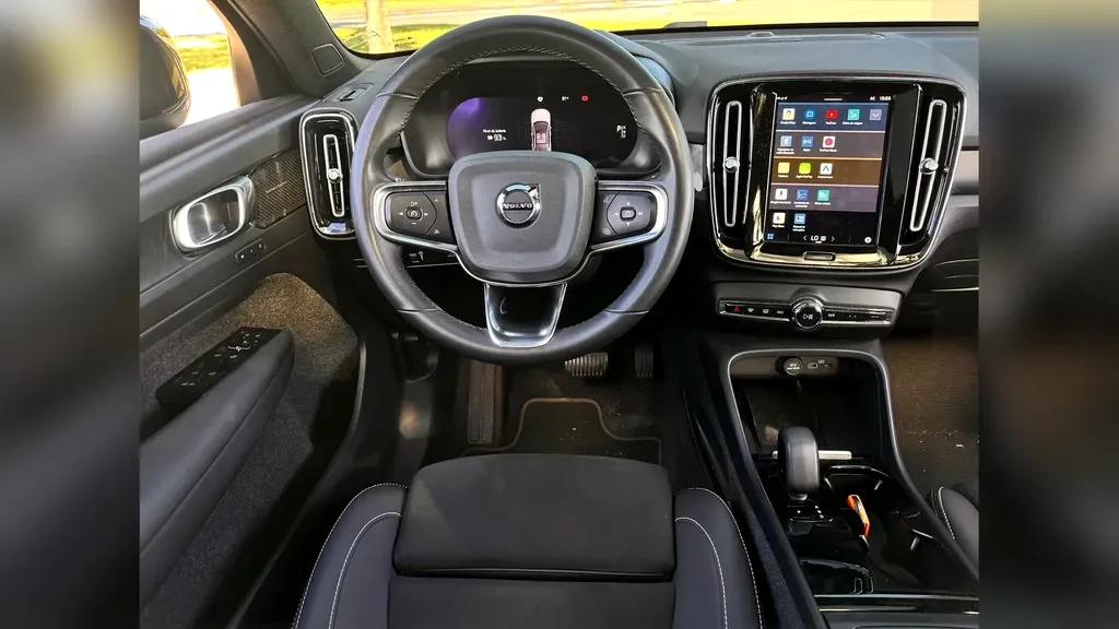 Volvo C40 Recharge - Imagem 8