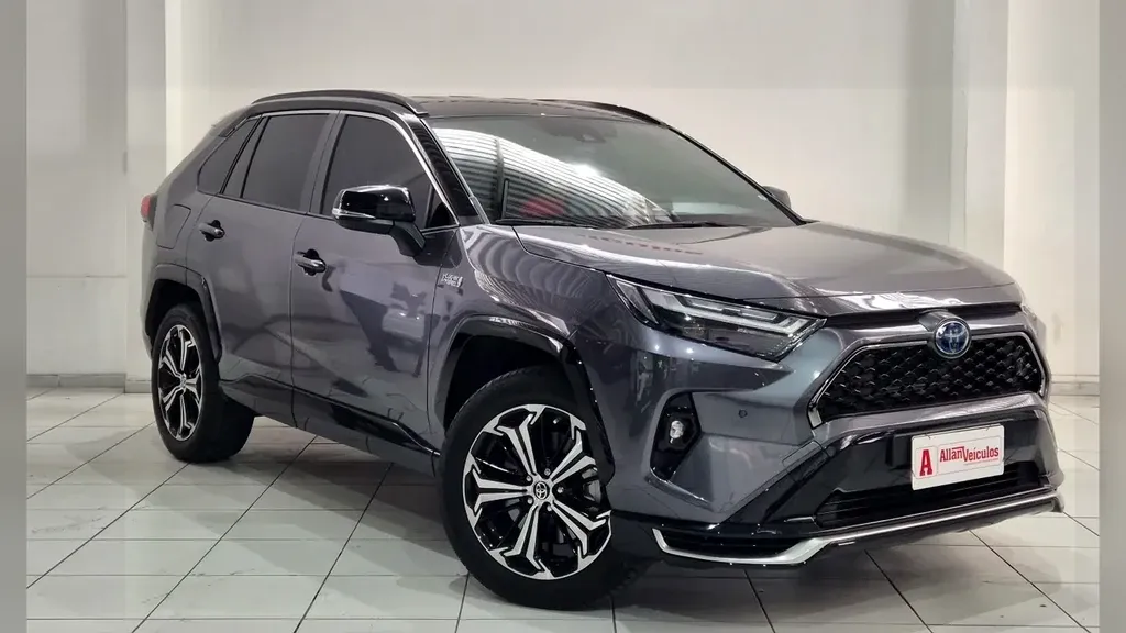 Foto de um toyota rav4 ev