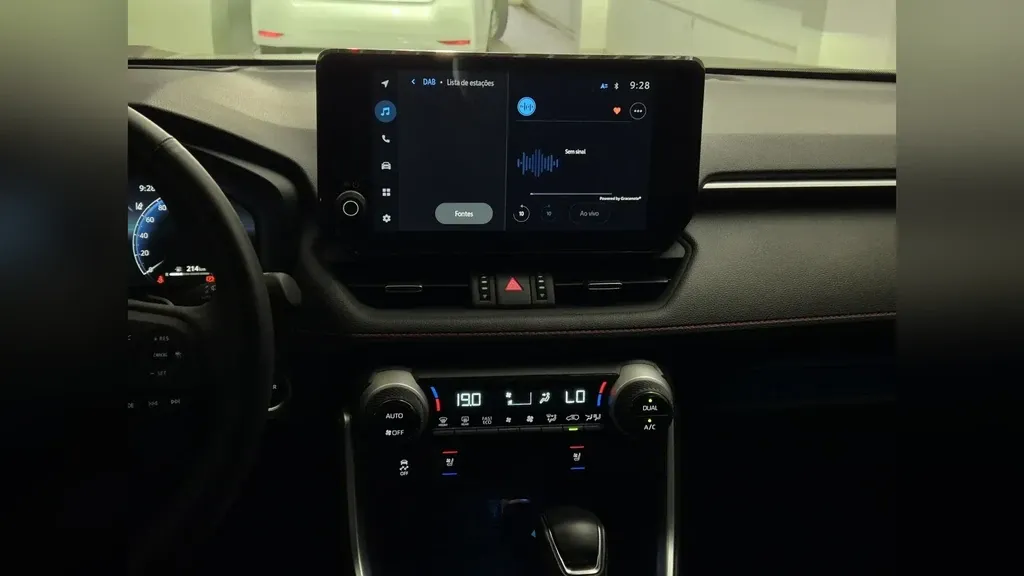 Toyota Rav4 EV - Imagem 10