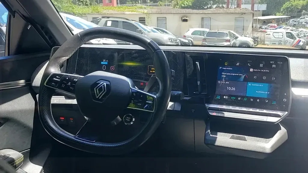 Renault Megane E-tech Electric - Imagem 18