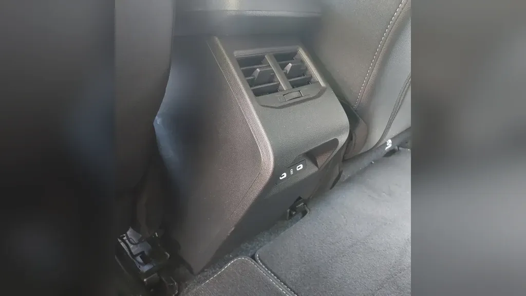 Renault Megane E-tech Electric - Imagem 20