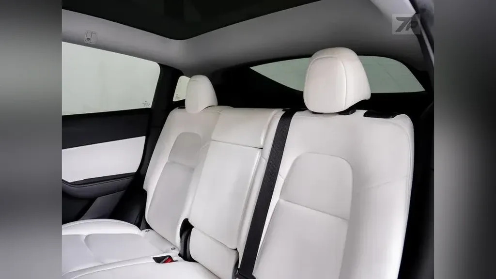 Tesla Model Y - Imagem 8