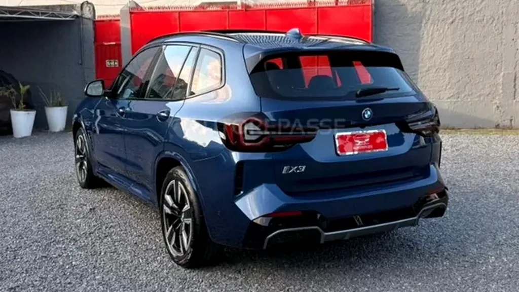 BMW IX3 - Imagem 7