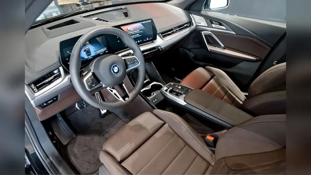 BMW IX1 - Imagem 6