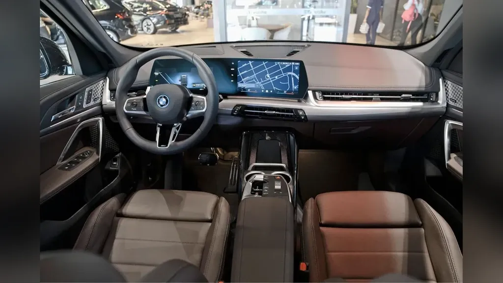 BMW IX1 - Imagem 7