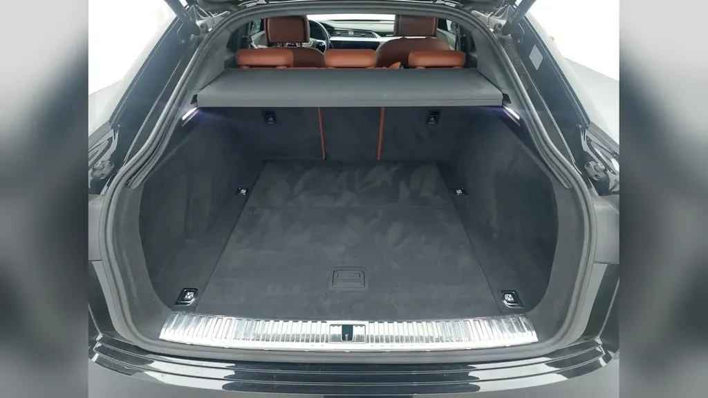 Audi E-tron Sportback - Imagem 9