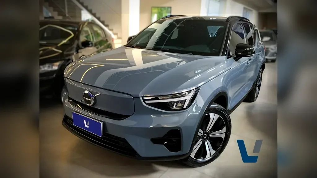 Foto de um volvo xc40 recharge