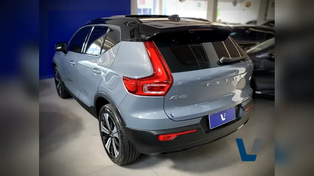 Volvo XC40 Recharge - Imagem 6