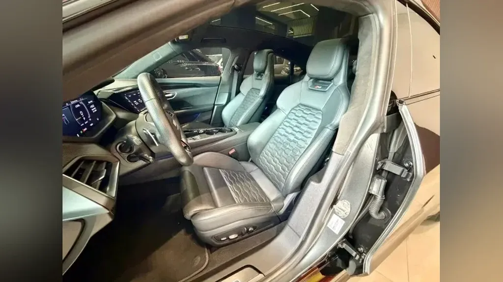 Audi Rs E-tron  GT - Imagem 17