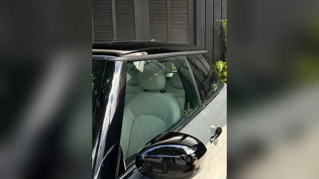 Mini Cooper SE - Imagem 4