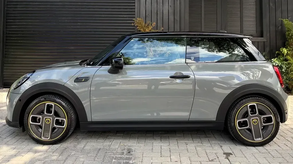 Mini Cooper SE - Imagem 5