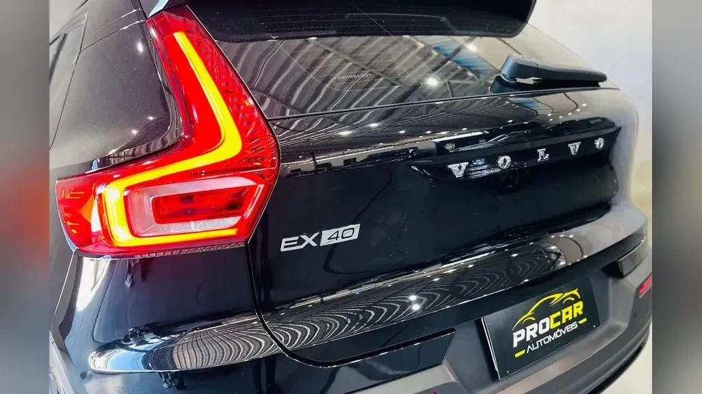 Volvo EX40 - Imagem 5