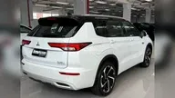 Mitsubishi Outlander - Miniatura 4