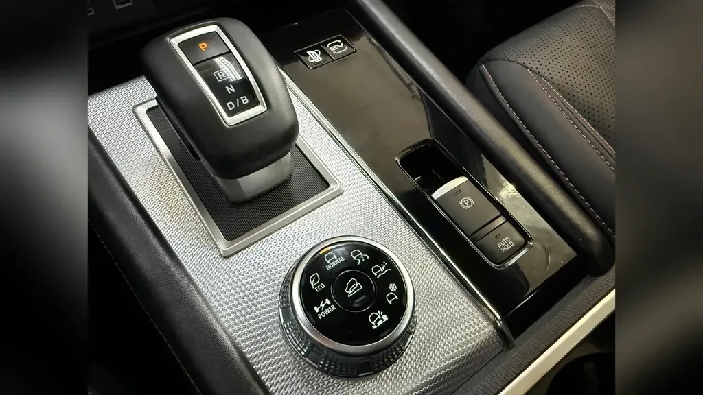 Mitsubishi Outlander - Imagem 13