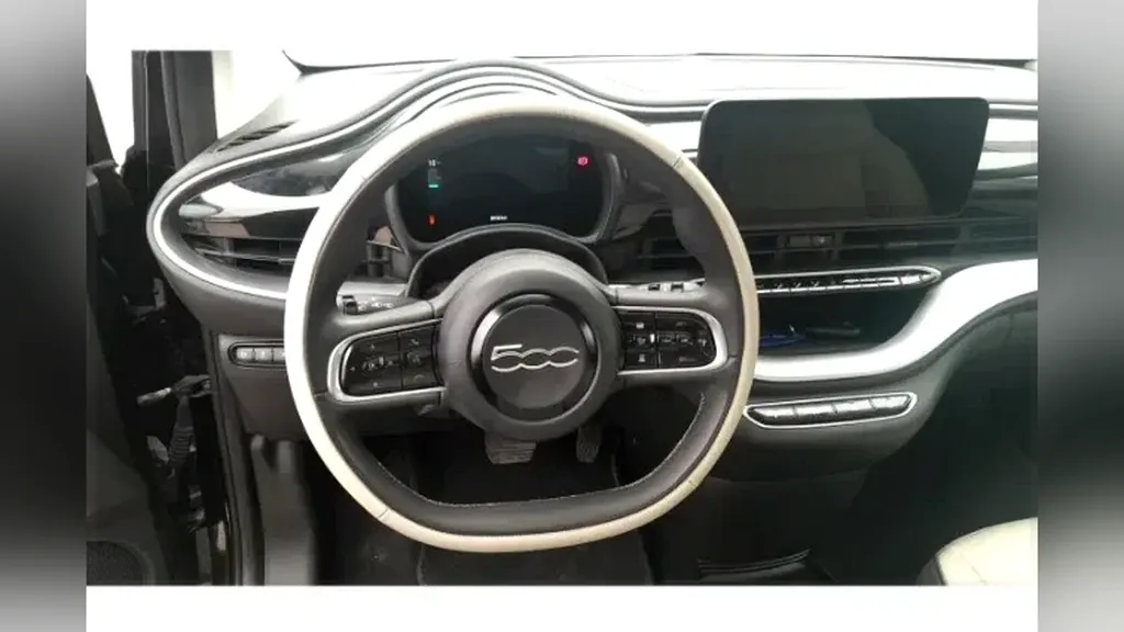 Fiat 500e - Imagem 13