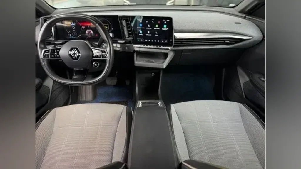 Renault Megane E-tech Electric - Imagem 4