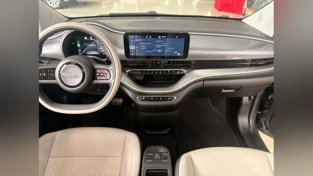 Fiat 500e - Imagem 8