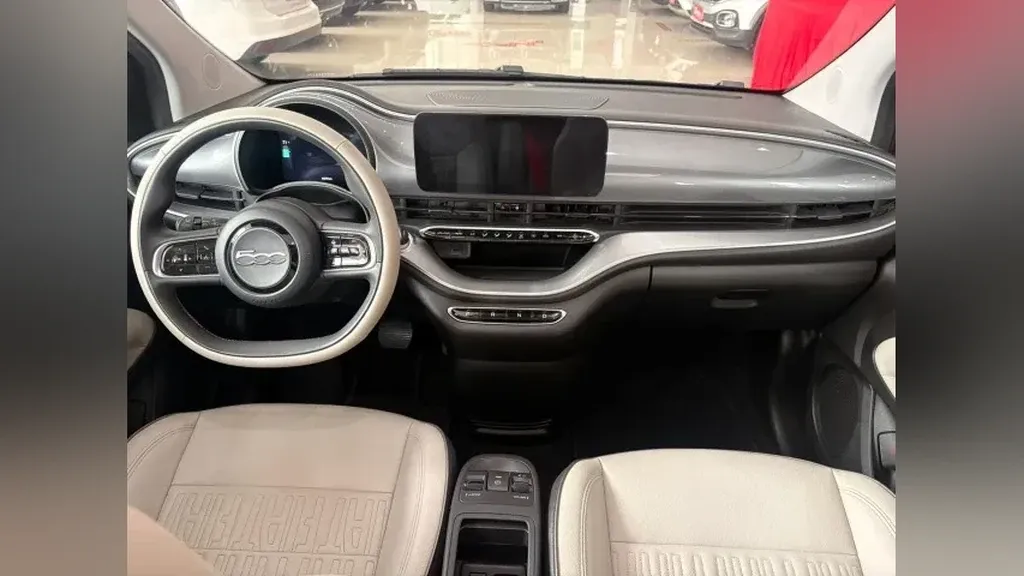 Fiat 500e - Imagem 11