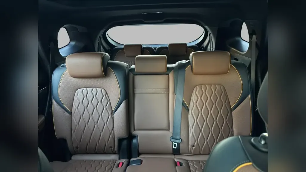 BYD Tang - Imagem 14