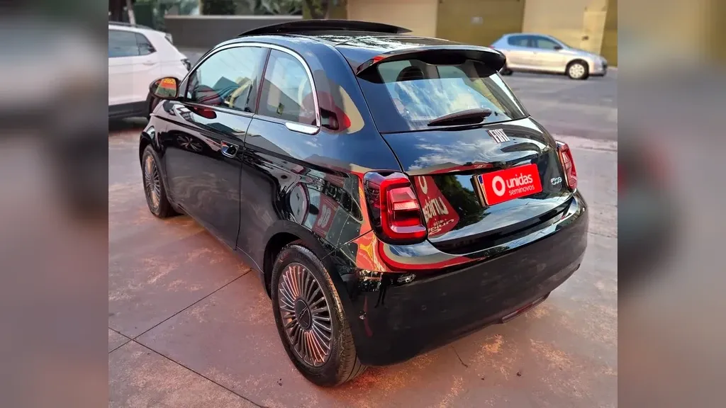 Fiat 500e - Imagem 6