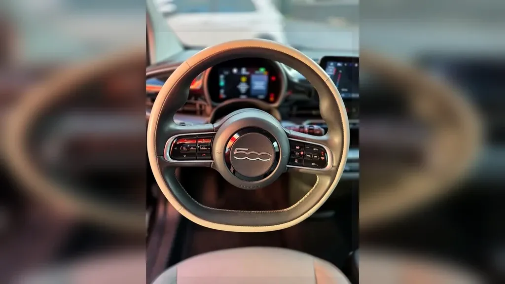 Fiat 500e - Imagem 10