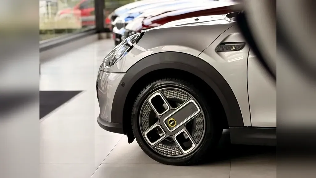 Mini Cooper SE - Imagem 5