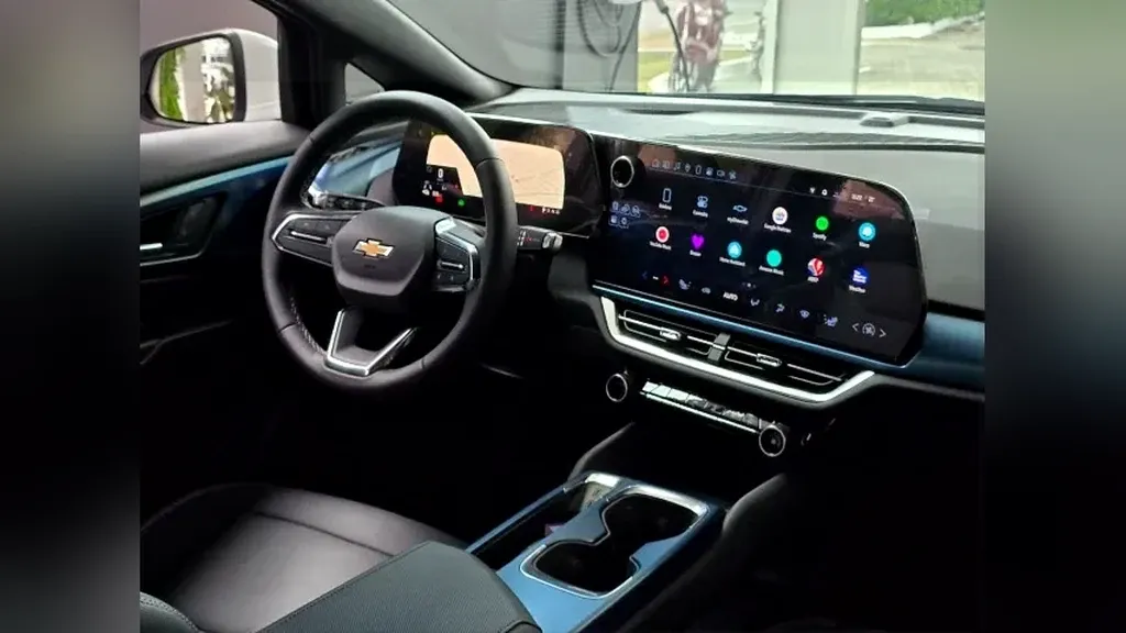 Chevrolet Equinox EV - Imagem 9
