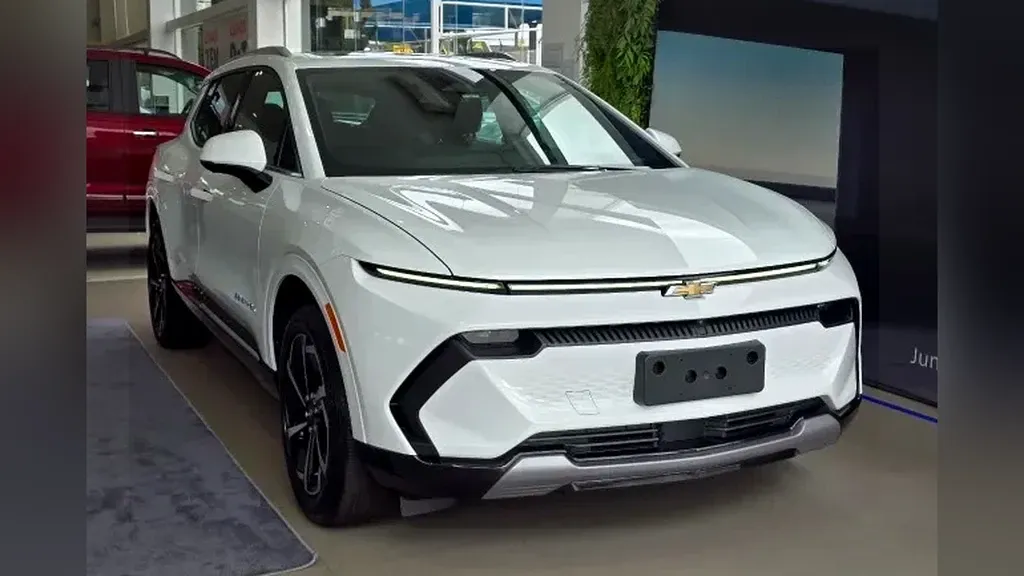 Chevrolet Equinox EV - Imagem 14