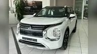 Mitsubishi Outlander - Miniatura 1