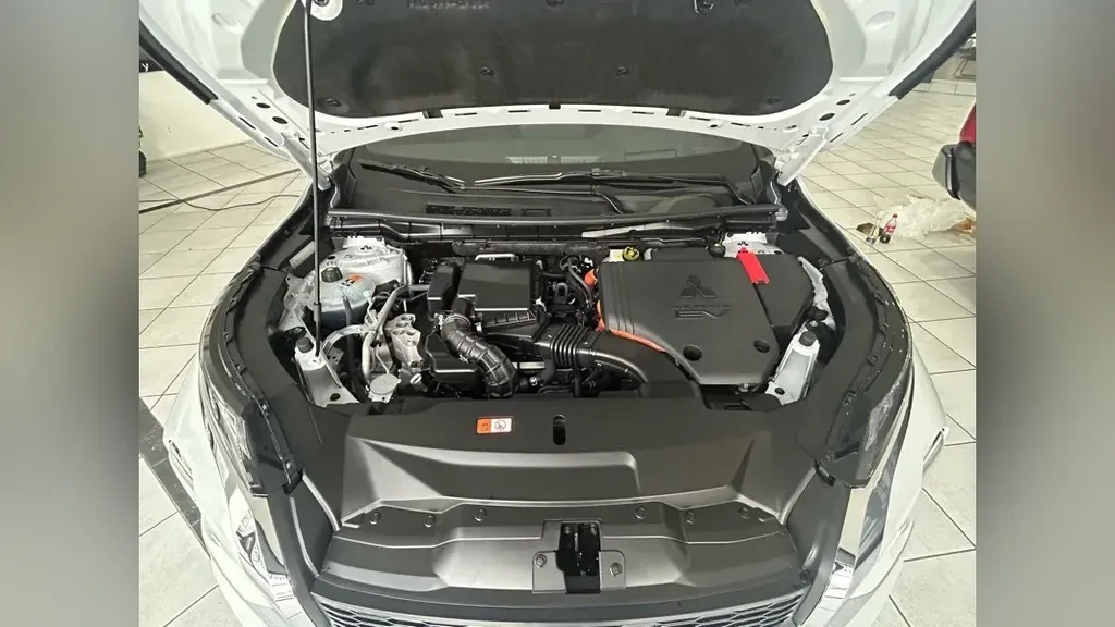 Mitsubishi Outlander - Imagem 18