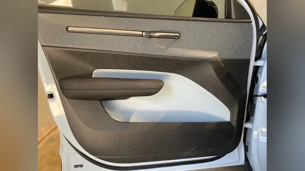 Volvo EX30 - Imagem 7